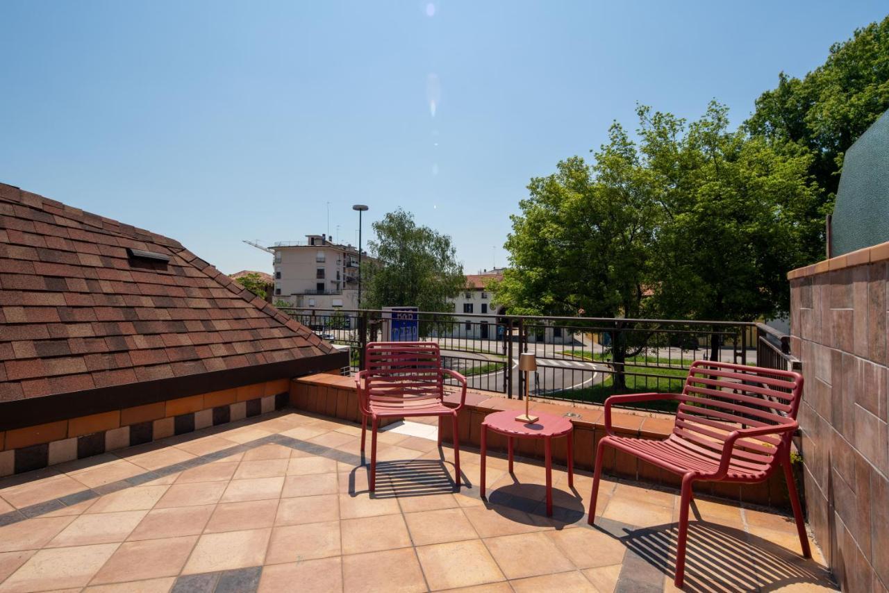 7° Cielo Apartment - Venezia - Mestre With Terrace المظهر الخارجي الصورة